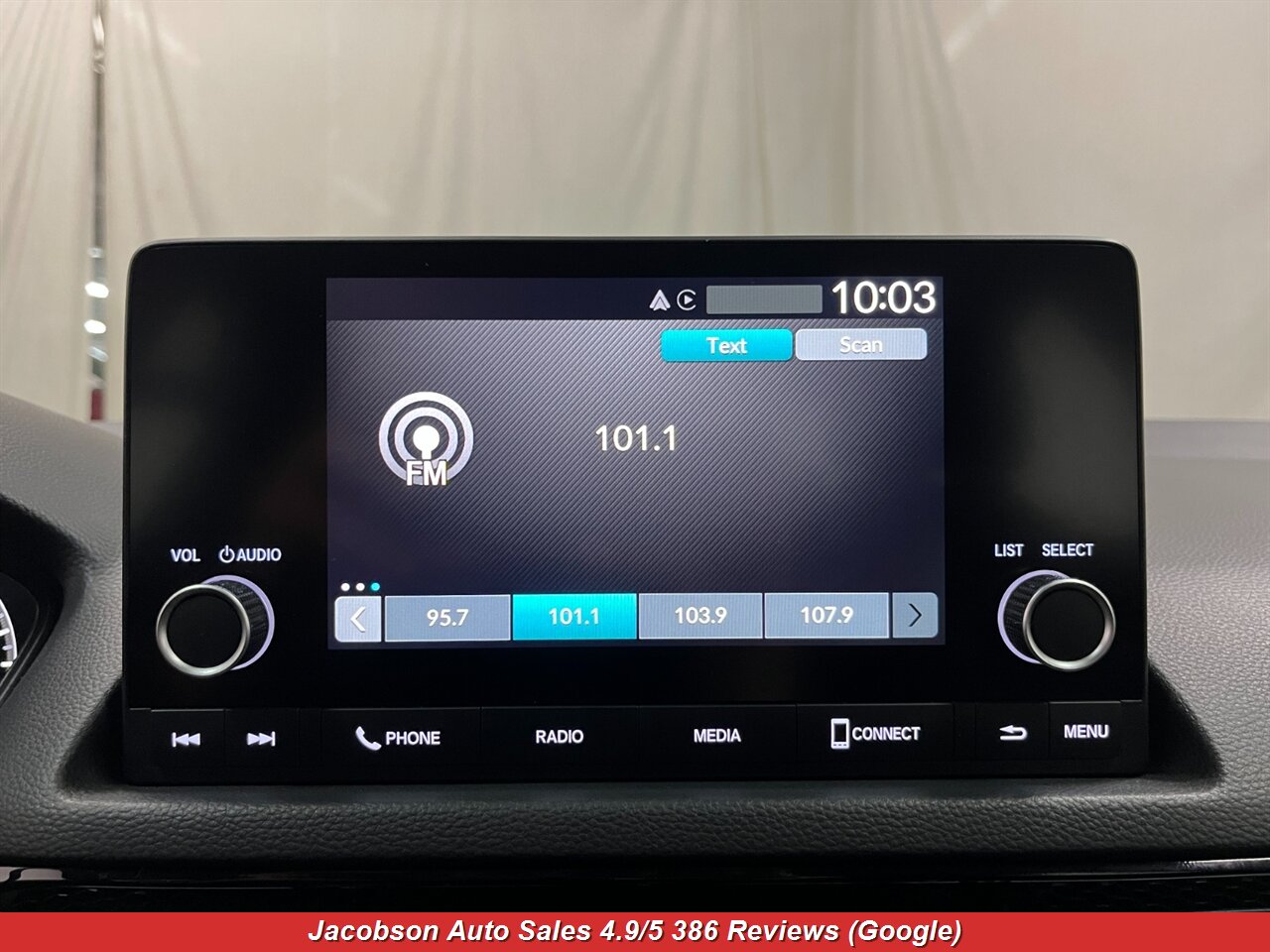 2025 Honda Civic LX - Photo 14 - Oshkosh, WI 54901