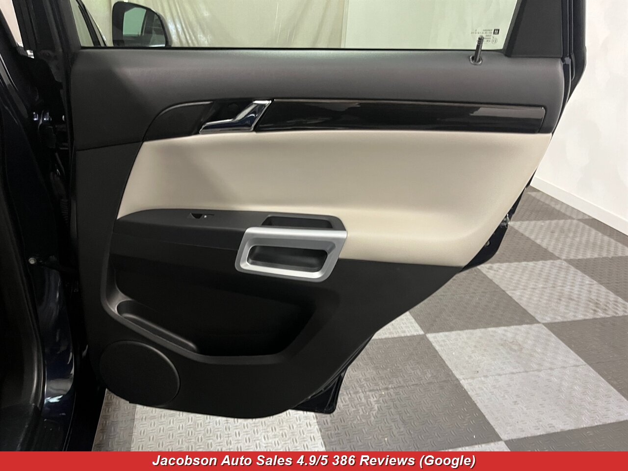 2014 Chevrolet Captiva Sport LTZ - Photo 36 - Oshkosh, WI 54901