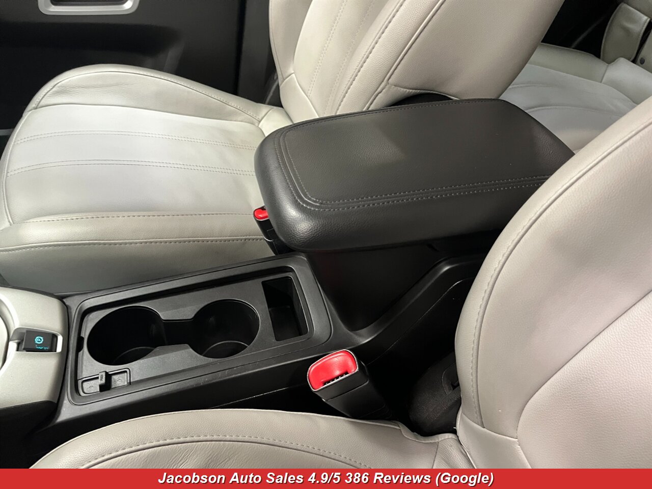 2014 Chevrolet Captiva Sport LTZ - Photo 15 - Oshkosh, WI 54901