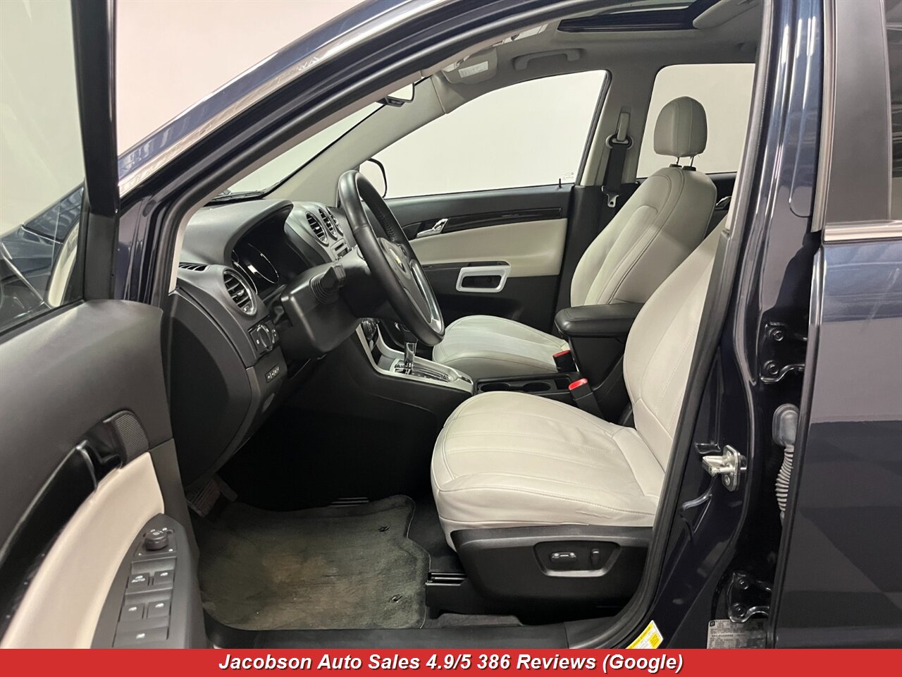2014 Chevrolet Captiva Sport LTZ - Photo 24 - Oshkosh, WI 54901
