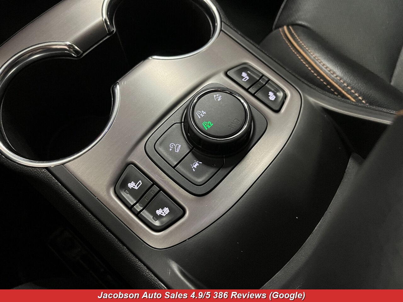 2023 GMC Terrain AT4 AWD - Photo 23 - Oshkosh, WI 54901