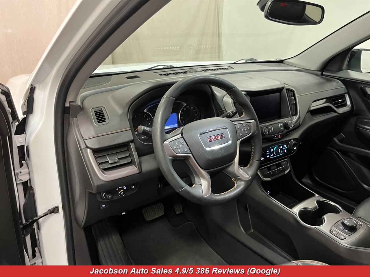 2023 GMC Terrain AT4 AWD - Photo 5 - Oshkosh, WI 54901