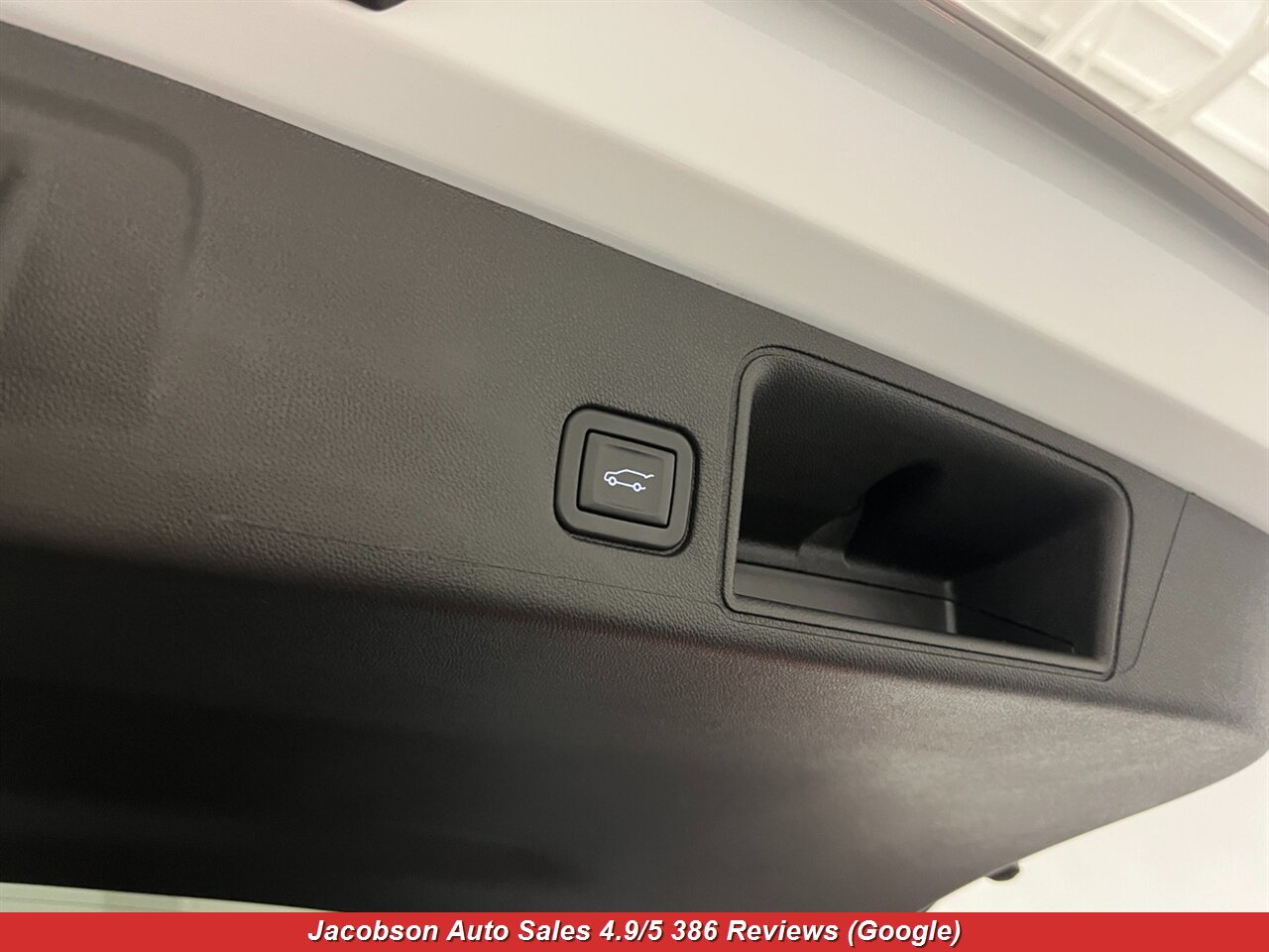 2023 GMC Terrain AT4 AWD - Photo 55 - Oshkosh, WI 54901