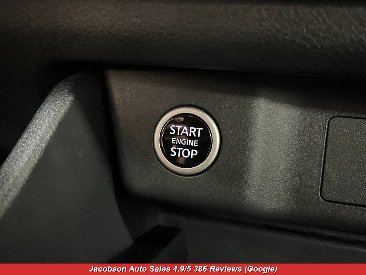 2023 Nissan Rogue S AWD - Photo 11 - Oshkosh, WI 54901