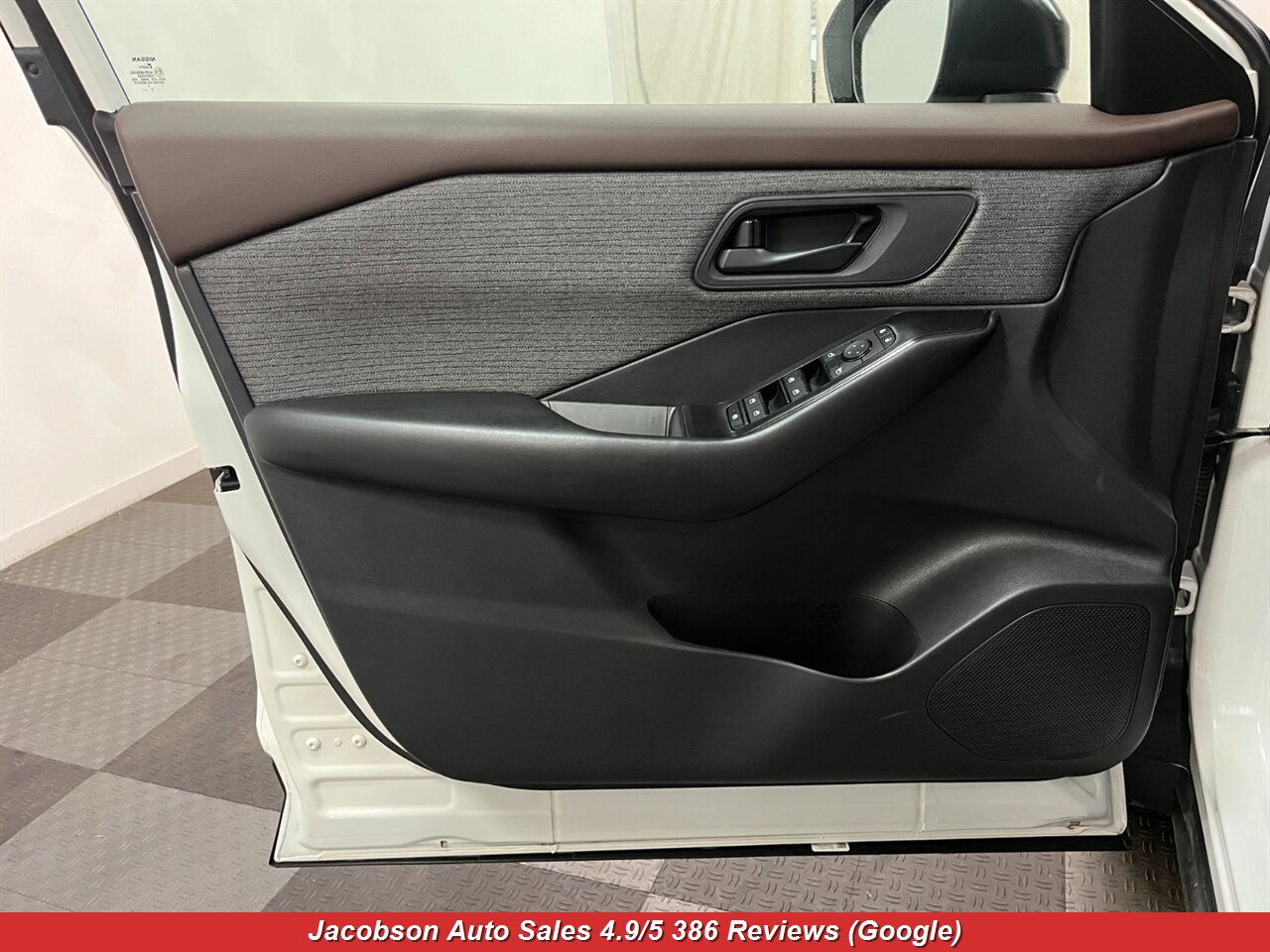 2023 Nissan Rogue S AWD - Photo 24 - Oshkosh, WI 54901