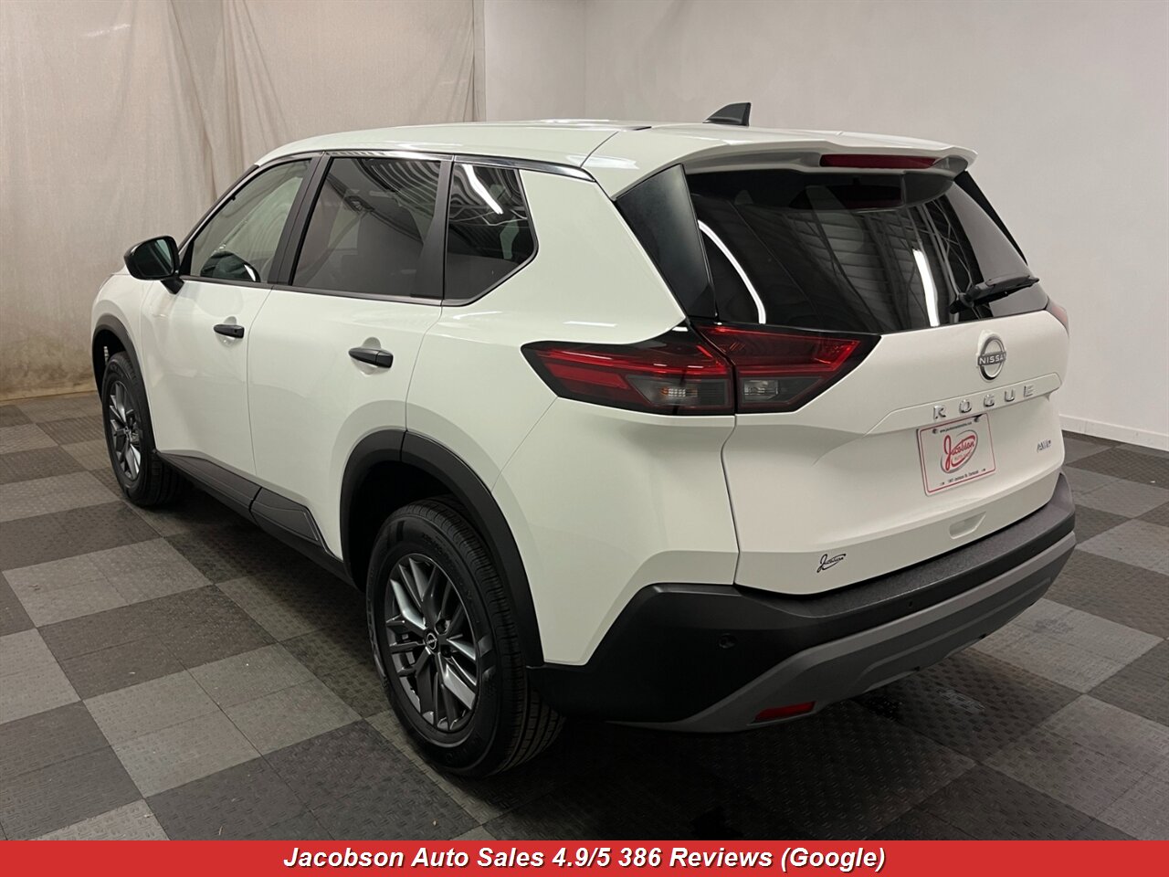 2023 Nissan Rogue S AWD - Photo 34 - Oshkosh, WI 54901