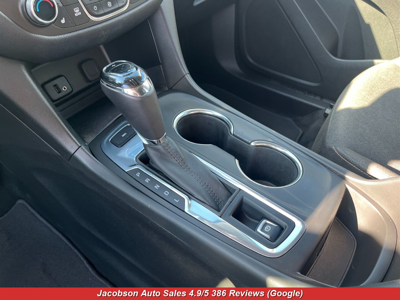2018 Chevrolet Equinox LT 4x4 - Photo 60 - Oshkosh, WI 54901