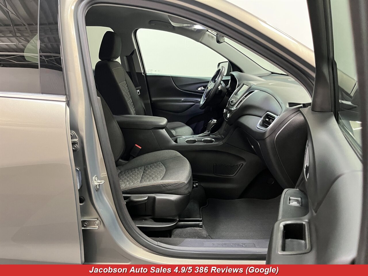 2018 Chevrolet Equinox LT 4x4 - Photo 49 - Oshkosh, WI 54901
