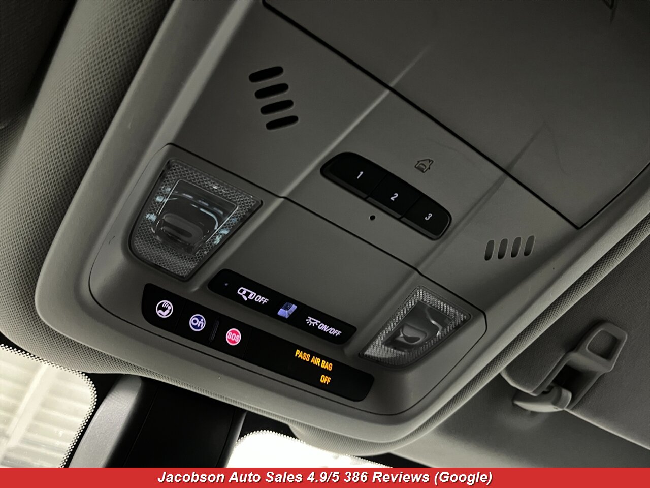 2018 Chevrolet Equinox LT 4x4 - Photo 23 - Oshkosh, WI 54901