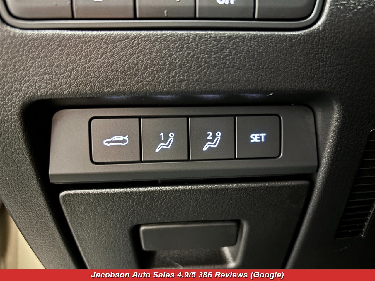 2024 Mazda Mazda3 Sedan 2.5 Carbon Turbo - Photo 14 - Oshkosh, WI 54901
