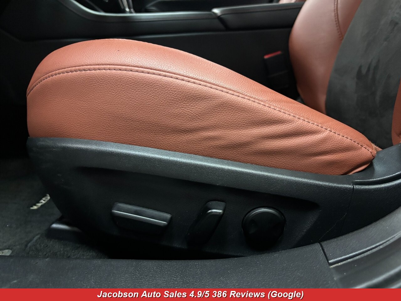 2024 Mazda Mazda3 Sedan 2.5 Carbon Turbo - Photo 41 - Oshkosh, WI 54901