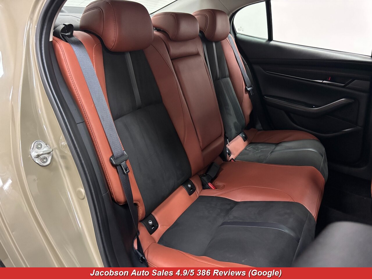 2024 Mazda Mazda3 Sedan 2.5 Carbon Turbo - Photo 45 - Oshkosh, WI 54901