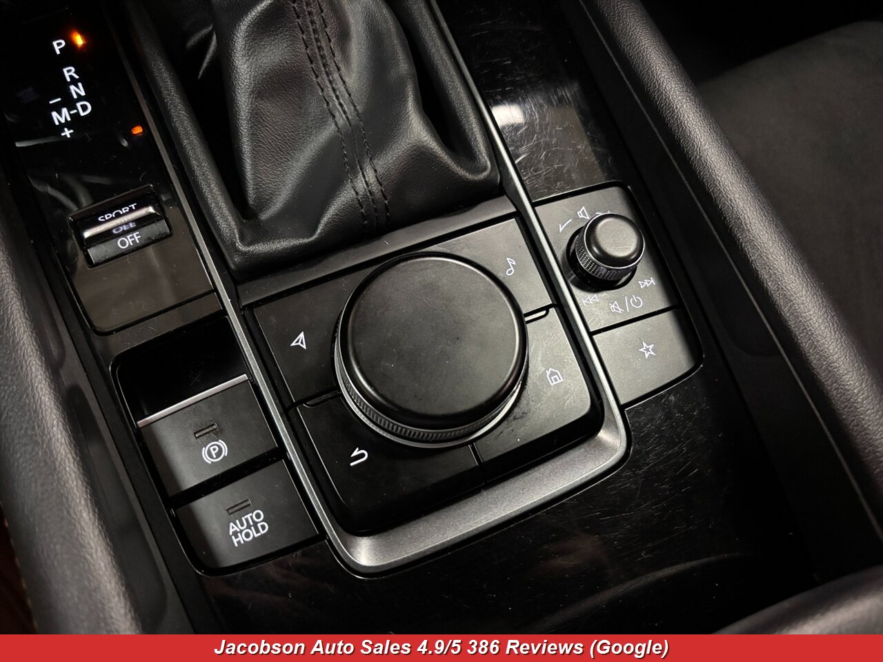 2024 Mazda Mazda3 Sedan 2.5 Carbon Turbo - Photo 28 - Oshkosh, WI 54901