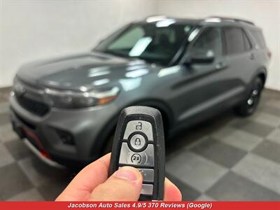 2022 Ford Explorer Timberline AWD   - Photo 5 - Oshkosh, WI 54901