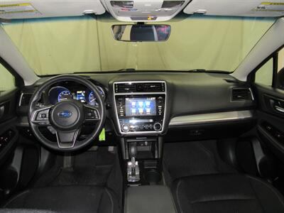 2018 Subaru Legacy 2.5i Premium AWD   - Photo 12 - Oshkosh, WI 54901