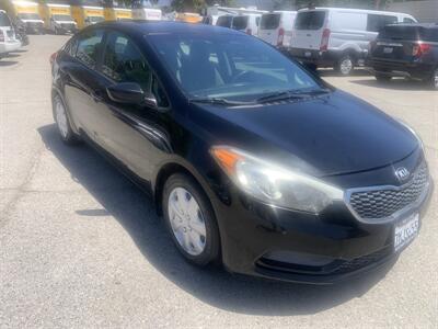 2015 Kia Forte LX   - Photo 2 - Valencia, CA 91355