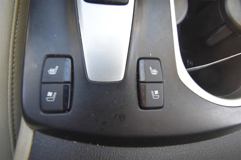 2016 Acura RDX Advance Pkg - Photo 15 - Midway City, CA 92655