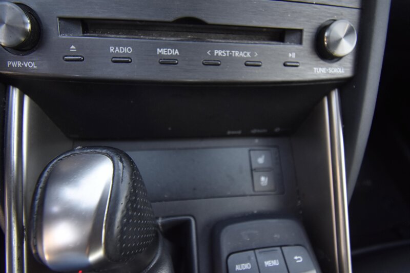 2020 Lexus IS 300 IS 300 F SPORT   - Photo 7 - Midway City, CA 92655