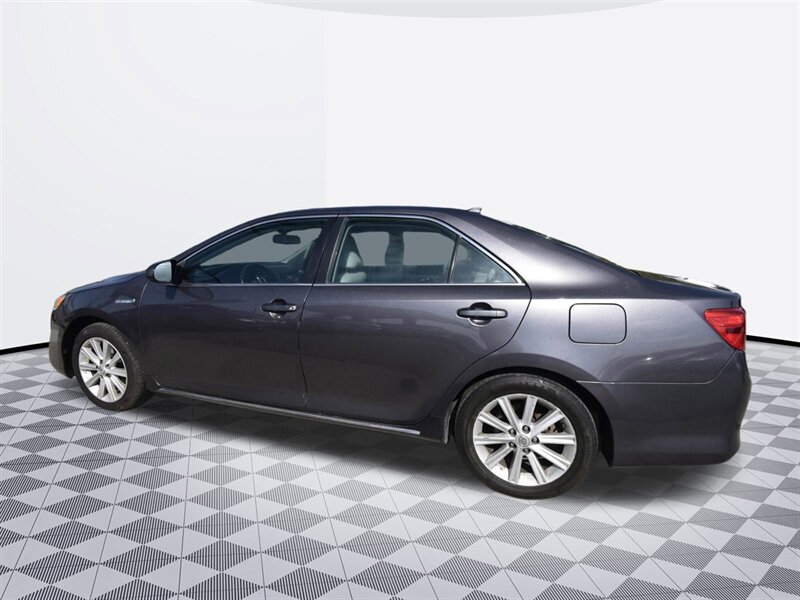2014 Toyota Camry Hybrid XLE   - Photo 6 - Midway City, CA 92655