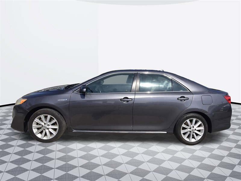 2014 Toyota Camry Hybrid XLE   - Photo 4 - Midway City, CA 92655