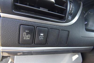 2014 Toyota Camry Hybrid XLE   - Photo 13 - Midway City, CA 92655