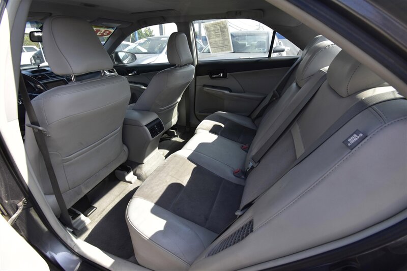 2014 Toyota Camry Hybrid XLE   - Photo 11 - Midway City, CA 92655
