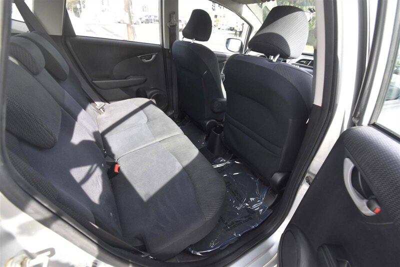 2012 Honda Fit Sport   - Photo 8 - Midway City, CA 92655