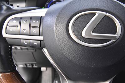 2018 Lexus ES 300h ES 300h - Photo 19 - Midway City, CA 92655