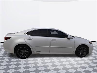 2018 Lexus ES 300h ES 300h - Photo 5 - Midway City, CA 92655