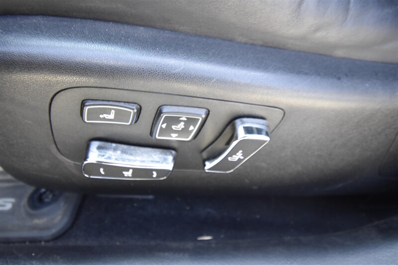 2013 Lexus LS 460 F SPORT   - Photo 24 - Midway City, CA 92655