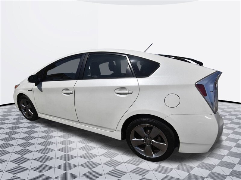 2013 Toyota Prius Five   - Photo 6 - Midway City, CA 92655