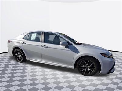 2023 Toyota Camry SE   - Photo 3 - Midway City, CA 92655