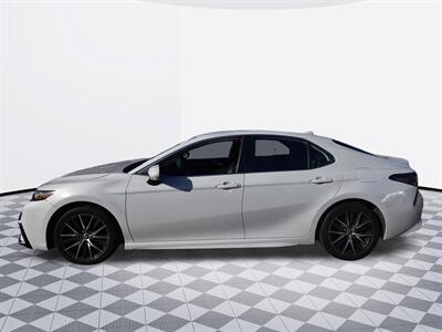 2023 Toyota Camry SE   - Photo 4 - Midway City, CA 92655