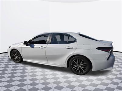 2023 Toyota Camry SE   - Photo 6 - Midway City, CA 92655