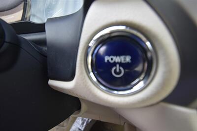 2015 Lexus ES 300h Hybrid   - Photo 14 - Midway City, CA 92655