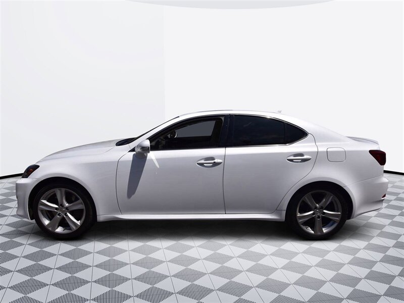2011 Lexus IS 250 NAVIGATION   - Photo 2 - Midway City, CA 92655