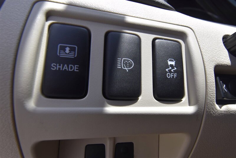 2011 Lexus IS 250 NAVIGATION   - Photo 12 - Midway City, CA 92655