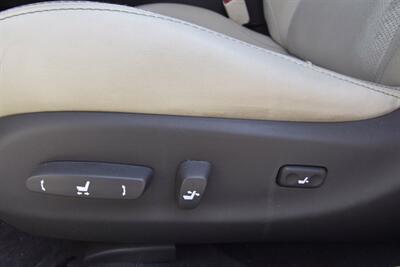 2011 Lexus IS 250 NAVIGATION   - Photo 13 - Midway City, CA 92655