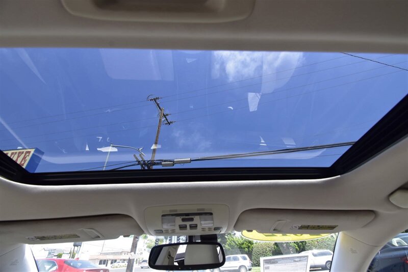 2011 Lexus IS 250 NAVIGATION   - Photo 17 - Midway City, CA 92655