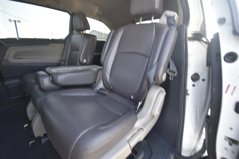 2019 Honda Odyssey EX   - Photo 11 - Midway City, CA 92655