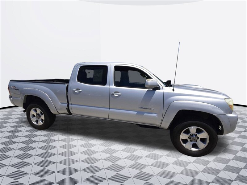 2006 Toyota Tacoma PreRunner   - Photo 3 - Midway City, CA 92655