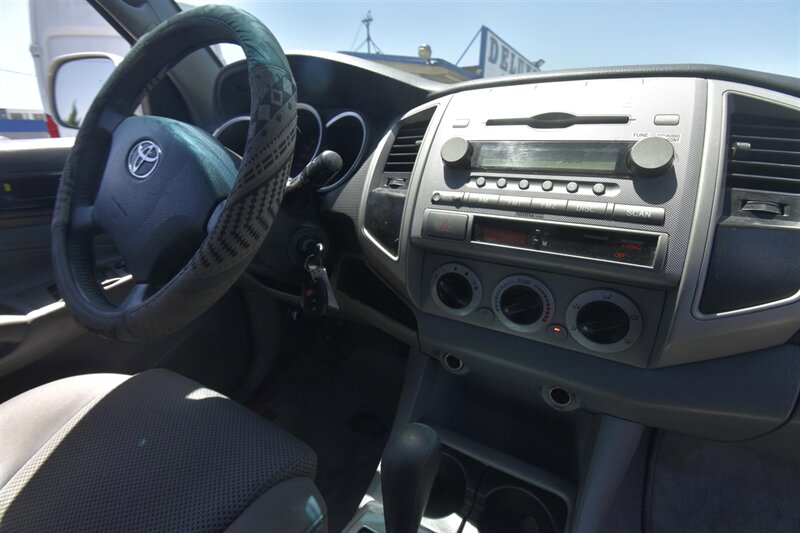 2006 Toyota Tacoma PreRunner   - Photo 7 - Midway City, CA 92655