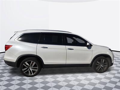 2017 Honda Pilot Elite   - Photo 4 - Midway City, CA 92655