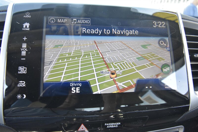 2017 Honda Pilot Elite   - Photo 8 - Midway City, CA 92655