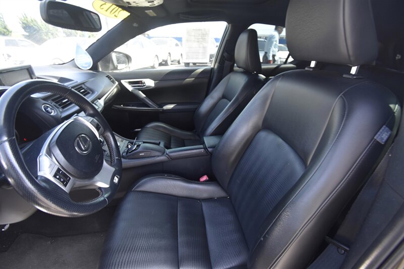 2013 Lexus CT 200h Hybrid   - Photo 8 - Midway City, CA 92655