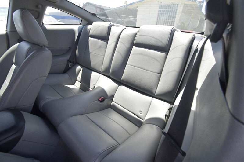 2007 Ford Mustang V6 Deluxe   - Photo 8 - Midway City, CA 92655