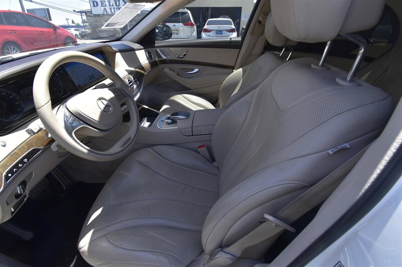 2017 Mercedes-Benz S 550  