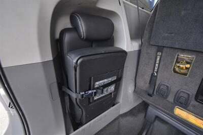 2014 Toyota Sienna SE - Photo 15 - Midway City, CA 92655