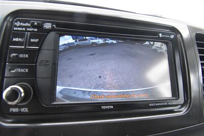 2014 Toyota Sienna SE - Photo 8 - Midway City, CA 92655
