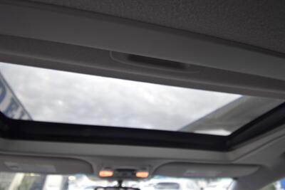 2014 Toyota Sienna SE - Photo 14 - Midway City, CA 92655